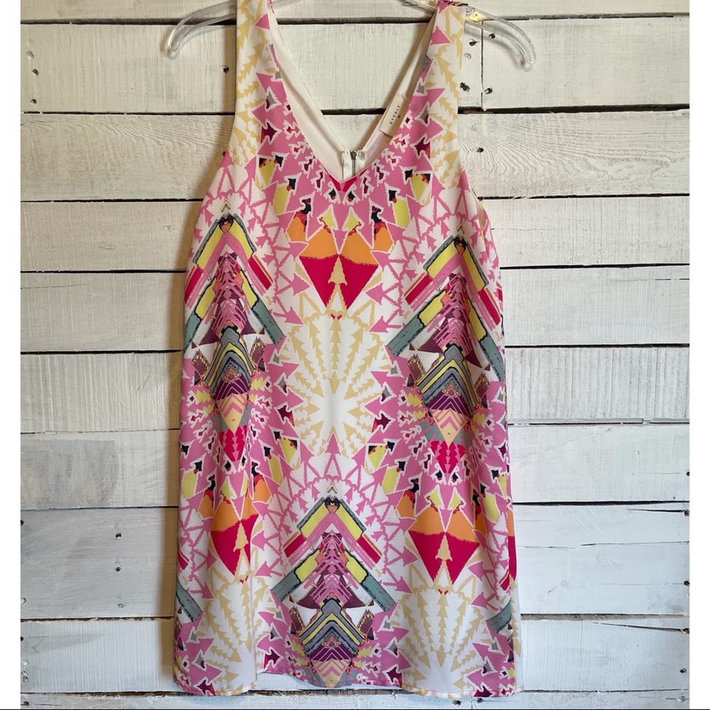 🌺5/$25 EVERLY Colorful Print Dress